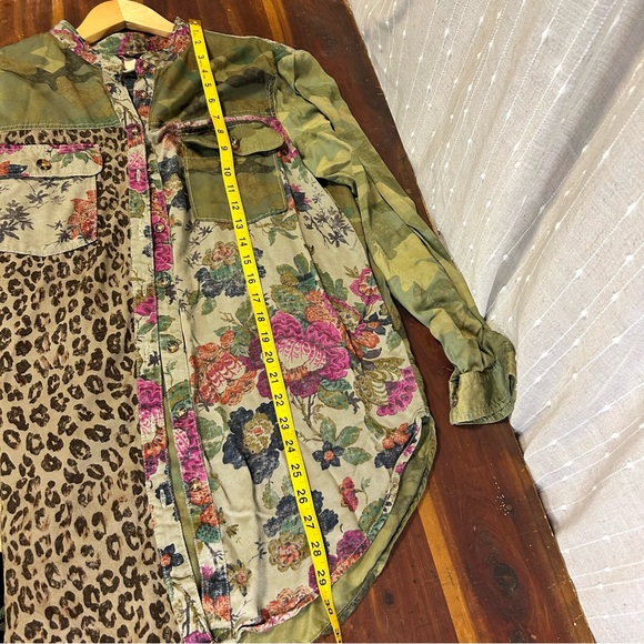 Pilcro by Anthro Multi Print Button Down Size Medium - Picture 7 of 8